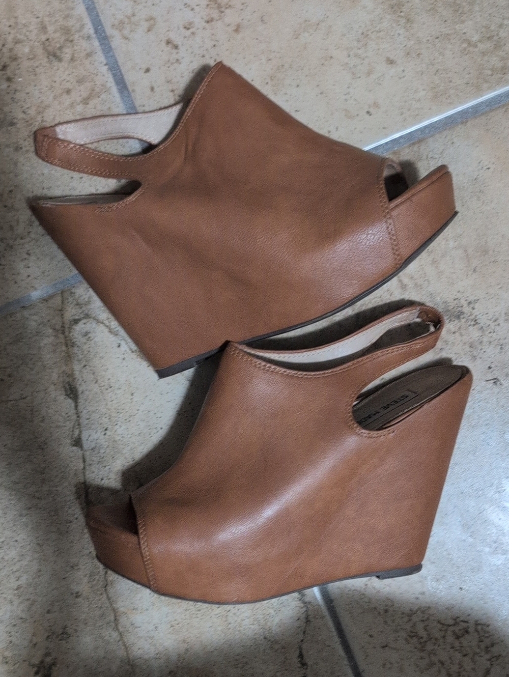 Steve Madden Tan Peep-Toe Slingback Wedge Heels